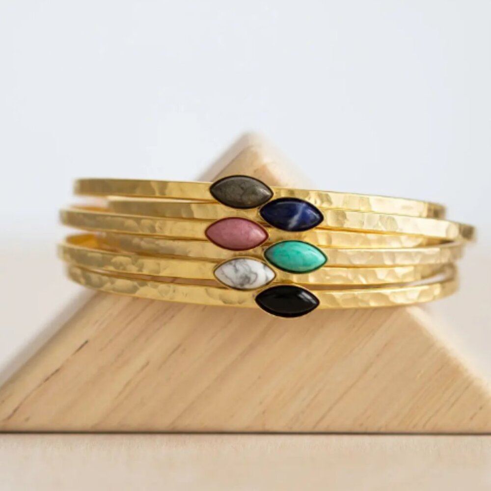 Amano Studio Navette Hammered Cuff – Onyx, Matte Gold, NWT